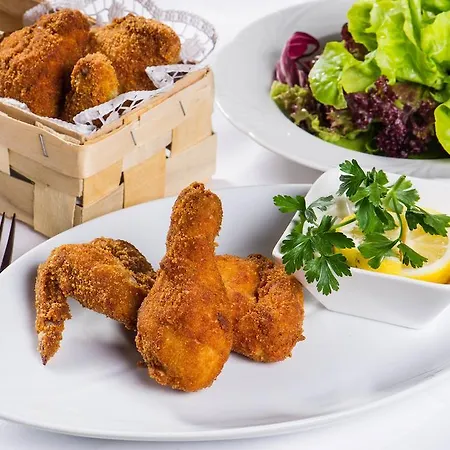 Am Marktplatz - Landgasthof Wratschko - Hotel