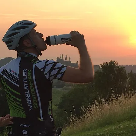 Am Marktplatz - Landgasthof Wratschko - Hotel 4*