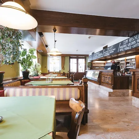 Am Marktplatz - Landgasthof Wratschko - Hotell 4*