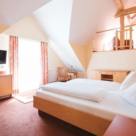 Am Marktplatz - Landgasthof Wratschko - Hotel Gamlitz