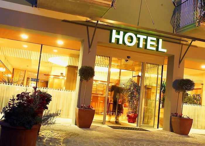 Hotell Am Marktplatz - Landgasthof Wratschko - Gamlitz