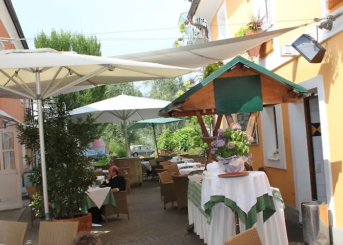 Am Marktplatz - Landgasthof Wratschko - 4*