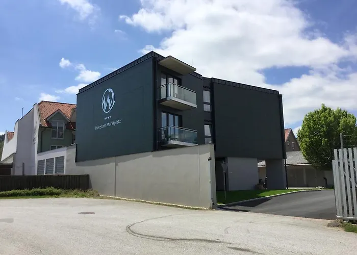 Hotel Am Marktplatz - Landgasthof Wratschko - 4*