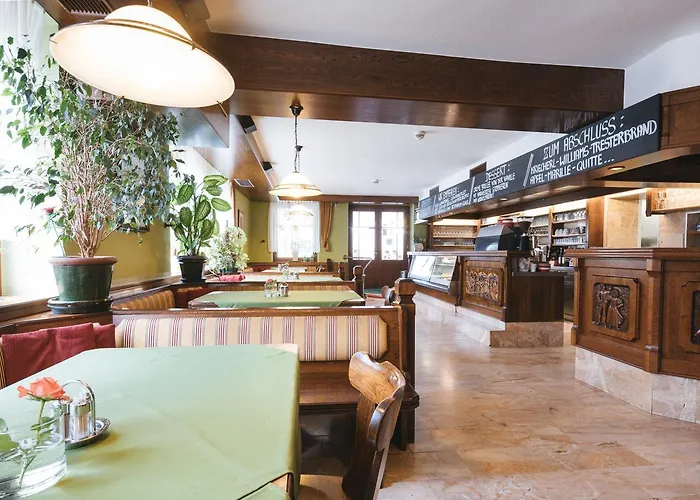 Am Marktplatz - Landgasthof Wratschko - Hotell 4*