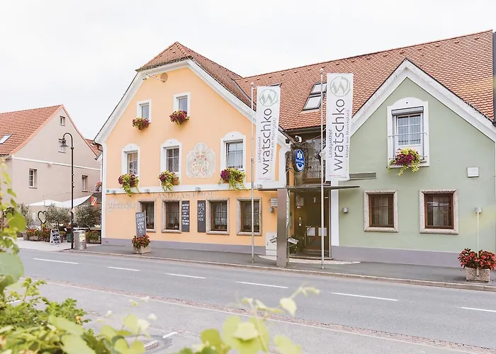 Am Marktplatz - Landgasthof Wratschko - Hotell Gamlitz